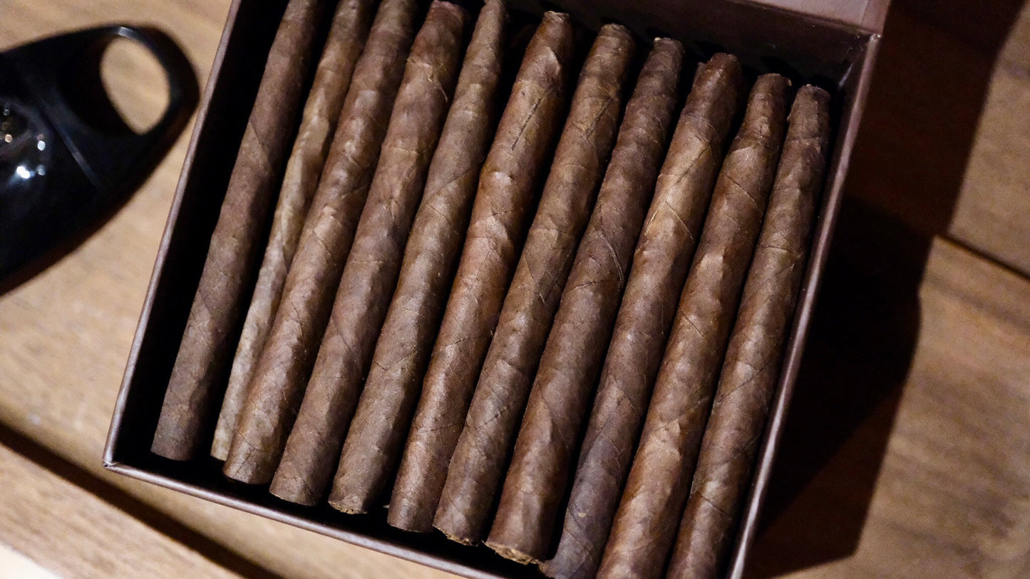 Azan Corto Cigarillo
