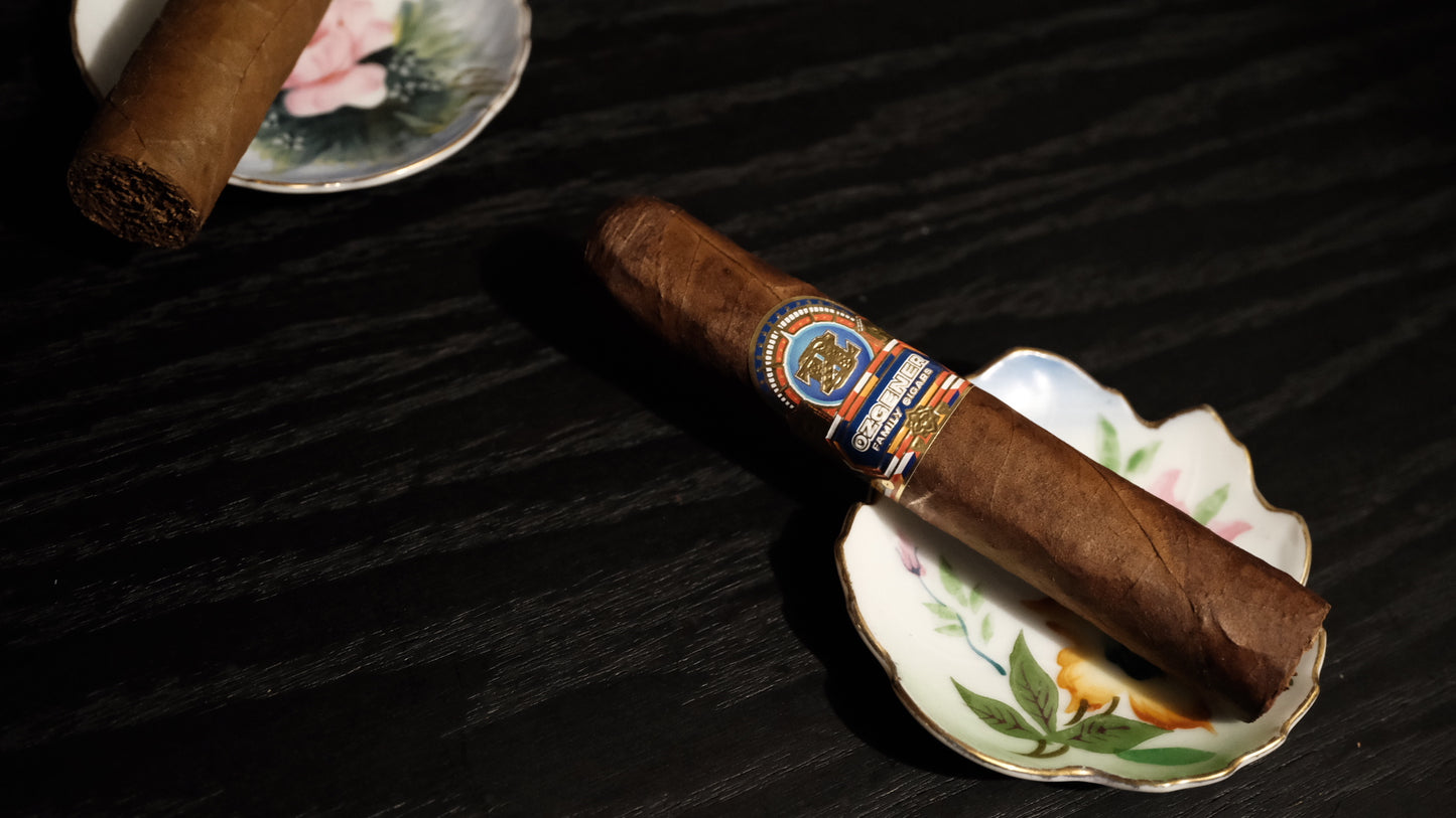 Ozgener Family Bosphorous B52