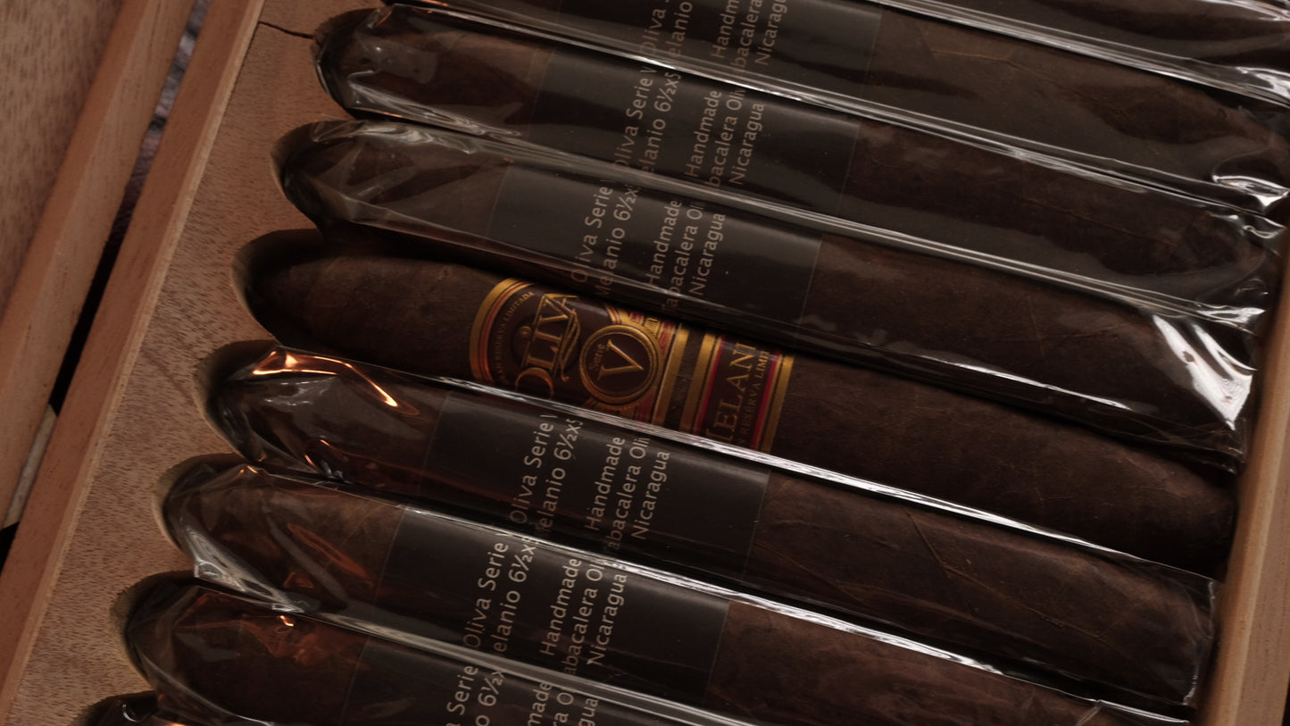 Oliva Serie V Melanio Figurado 6 1/2 x 54