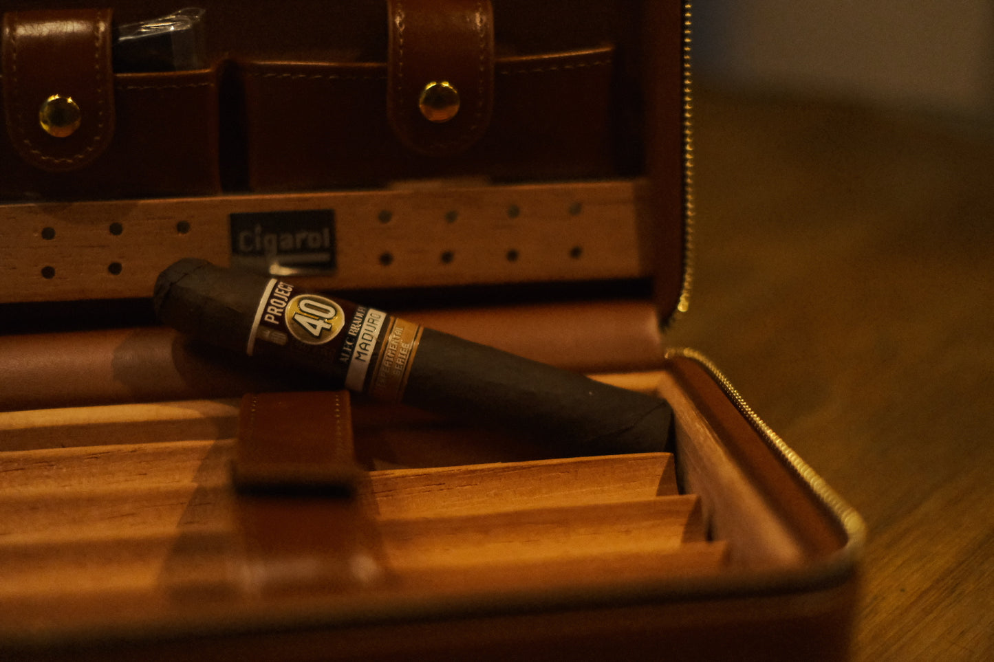 Alec Bradley Project 40 Maduro Robusto
