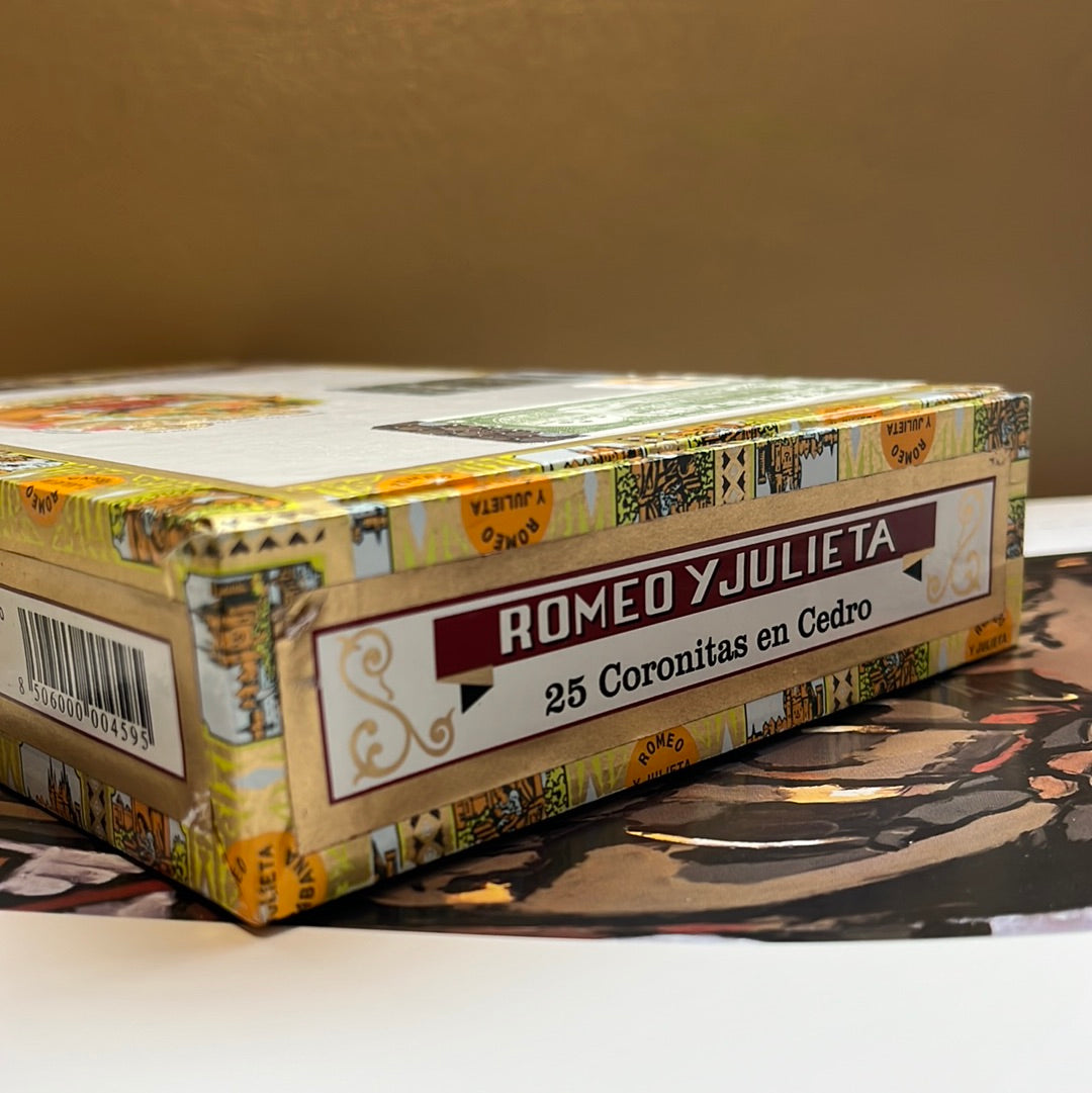 Romeo Y Julieta Coronitas en Cedro (2020) Box 25