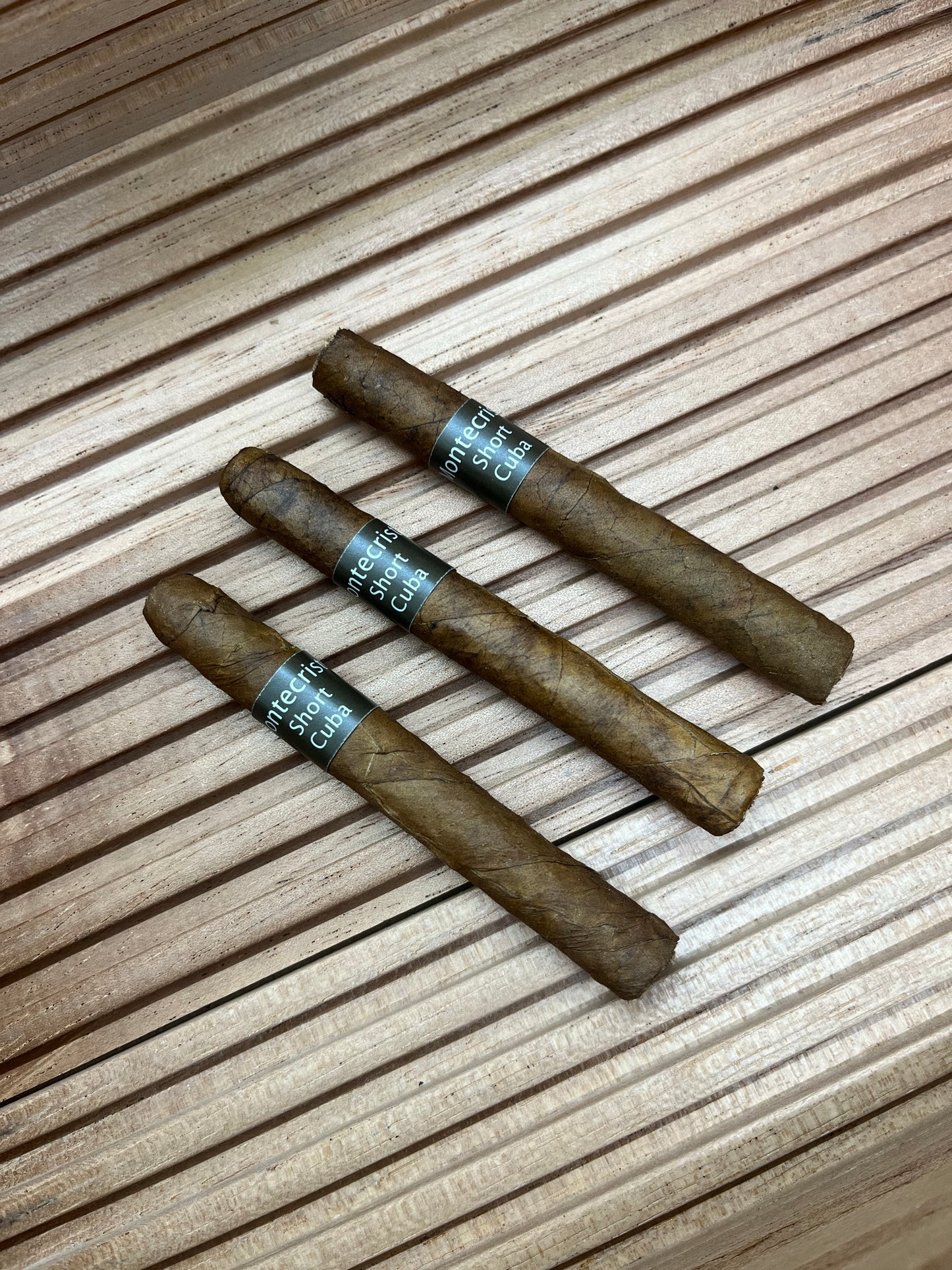 Montecristo Short