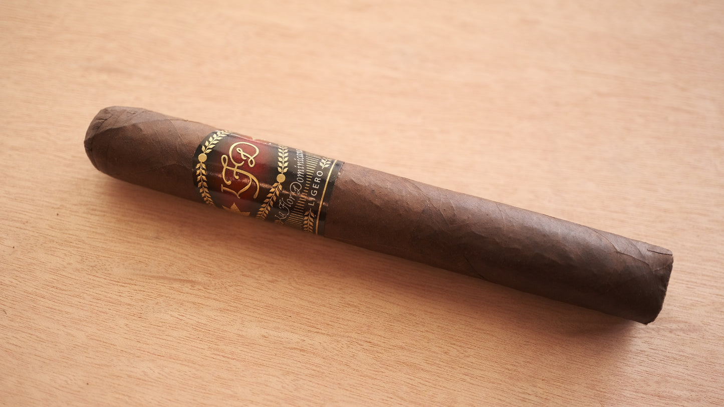LFD Ligero Cabinet Oscuro L-300