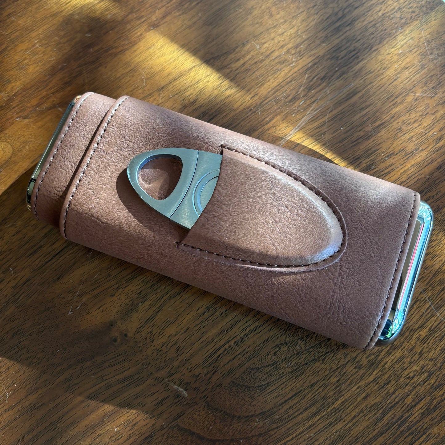 Sikarlan Brown Metal Top Cigar Case with Cutter