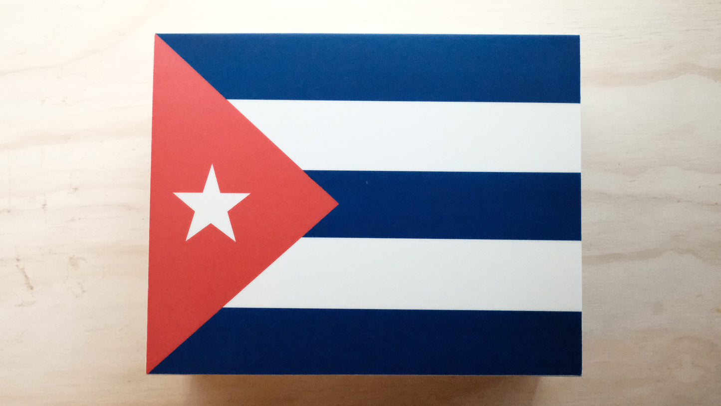 Medium Cuban Flag Humidor