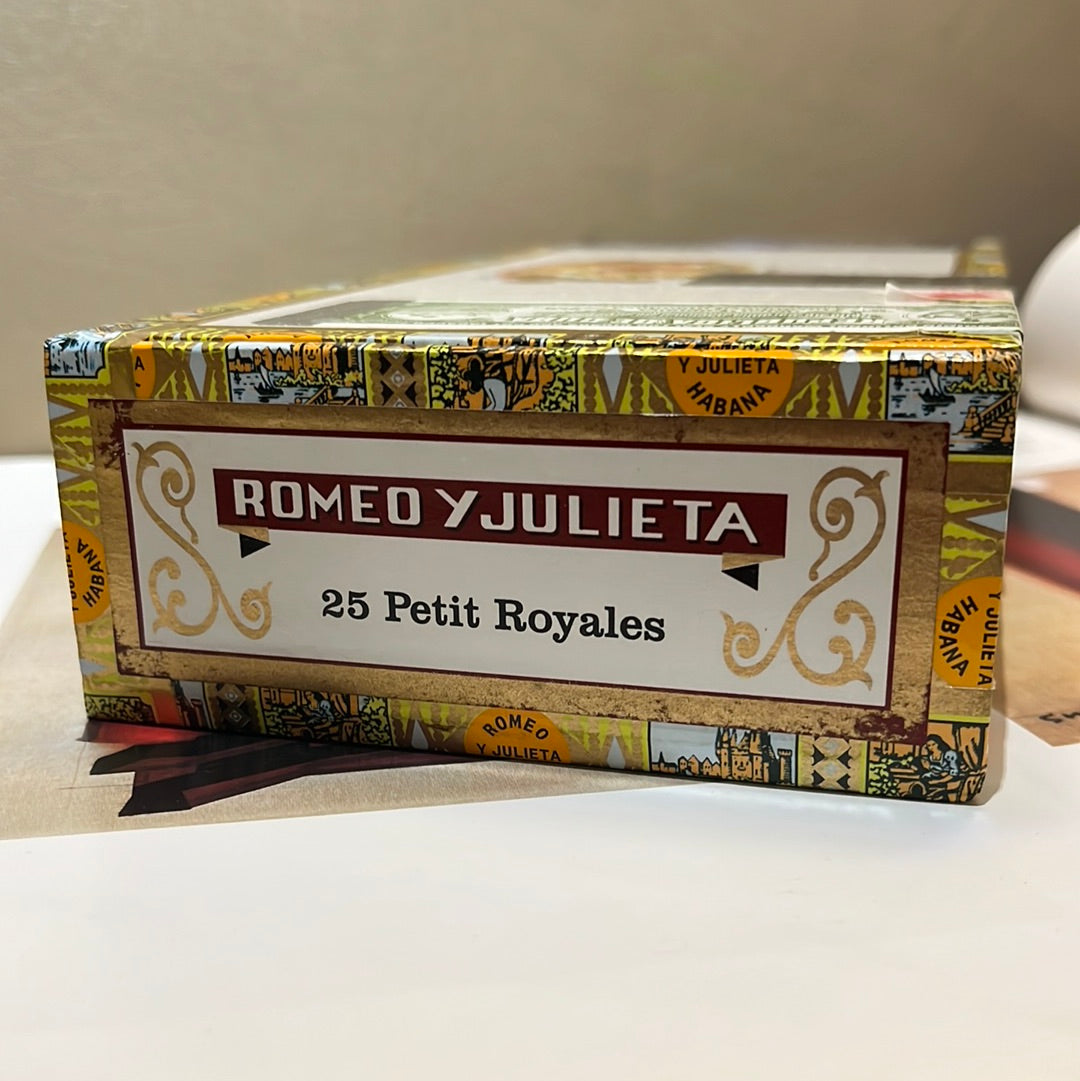 Romeo y Julieta Petit Royales Box of 25 (2018)